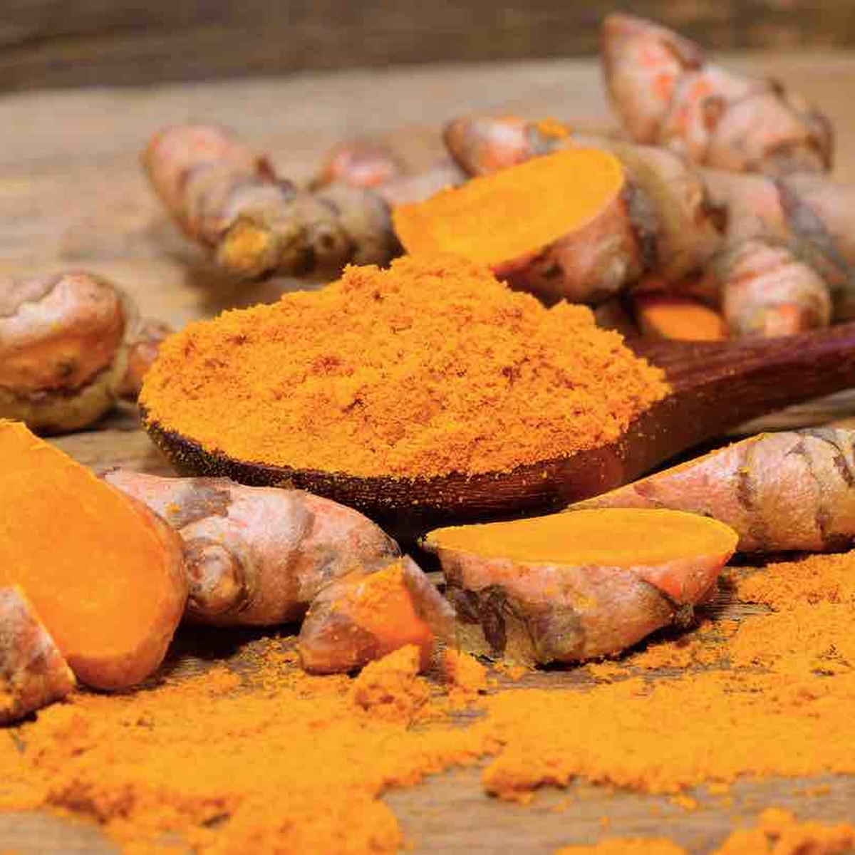 Turmeric root and black pepper — Golden Relief ingredients